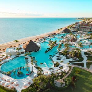 Best Resorts For Plus Size Travelers