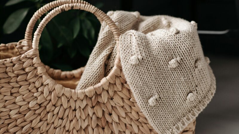 Rattan: A Timeless Spring Trend 